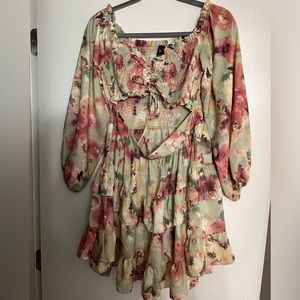 Windsor dress size L- never worn!